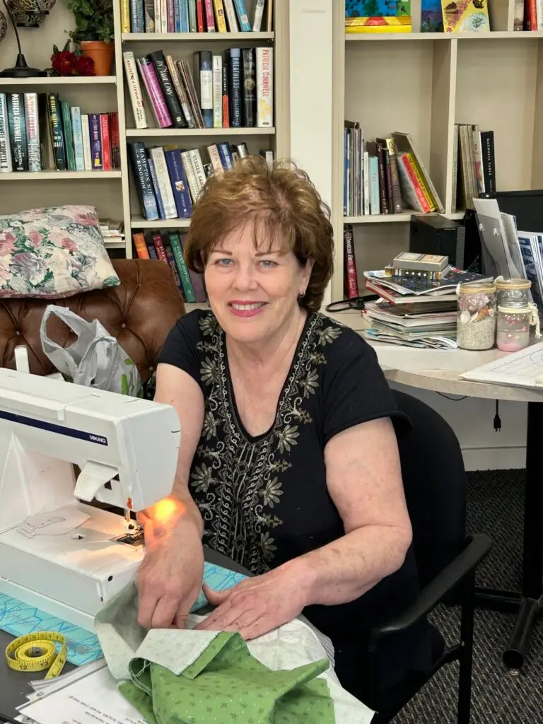 janice rainey vase workshop